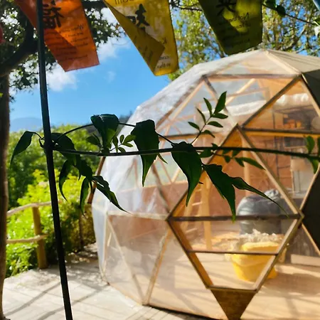 Eco-resort Domo Maestra *